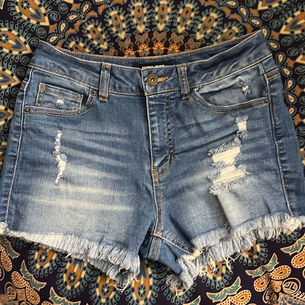 Wax Cut Offs